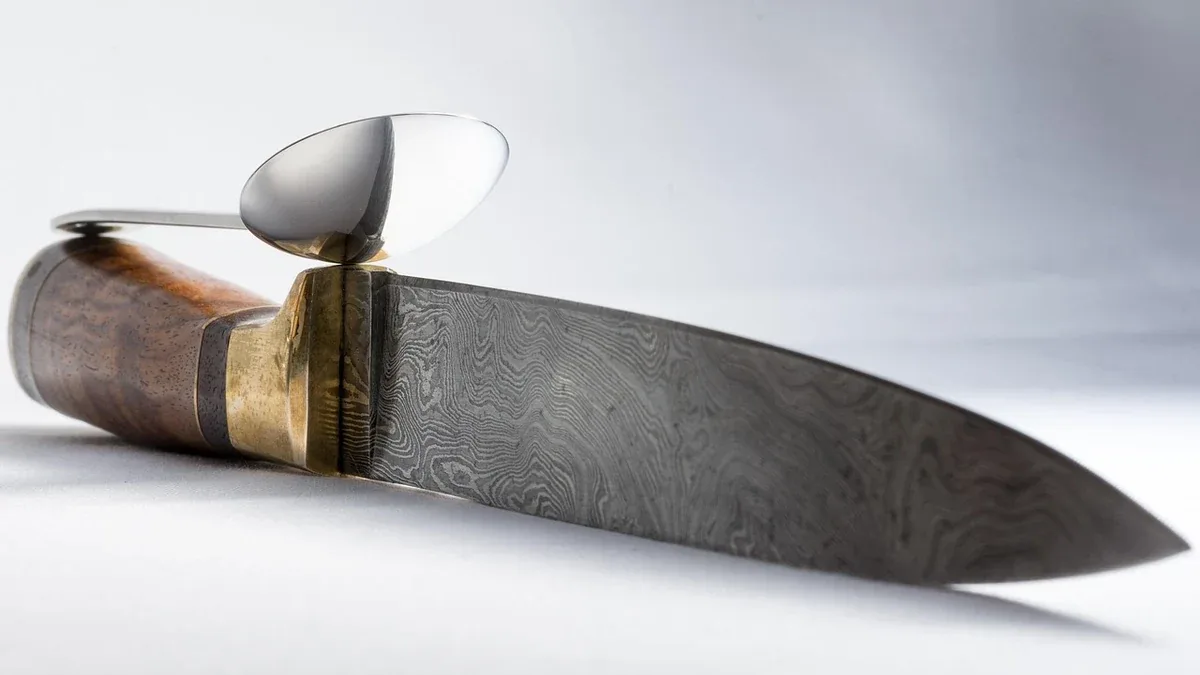 Coltello a lama larga: quando serve per tritare le verdure